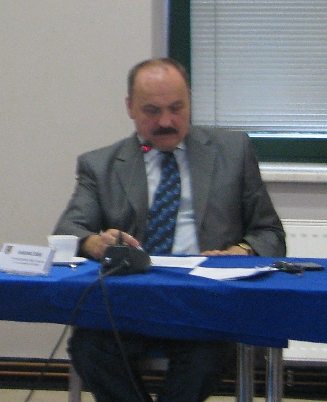 Andrzej Fiała jest przewodniczącym Rady Powiatu Tarnogórskiego z ramienia Inicjatywy Obywatelskiej