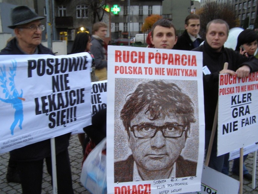 Manifestacja poparcia in vitro w Katowicach [ZDJĘCIA + WIDEO]