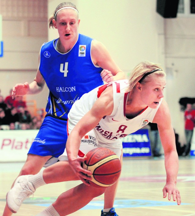 Anke De Mondt (numer 4) grała w Krakowie w ekipie Salamanki