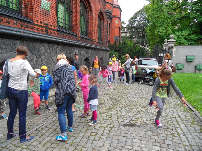 Bytom : Muzeum Górnośląskie przypomina dzieciom zabawy ich rodziców i dziadków