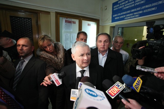 Jarosław Kaczyński w szpitalu im. WAM