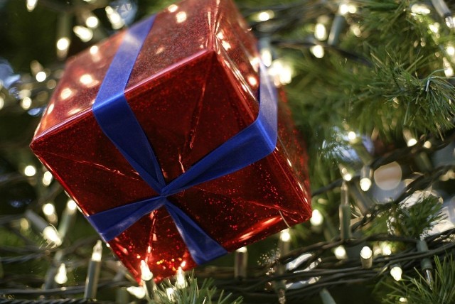Zapobiegliwi już mogą kupować świąteczne ozdoby i prezenty