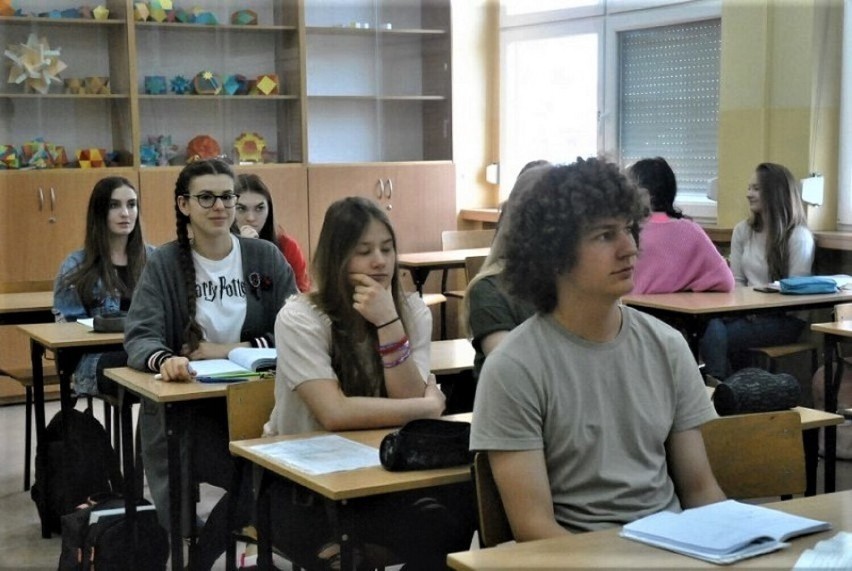 W której szkole złożyć dokumenty? Ranking Perspektywy 2023 pomoże wybrać szkołę w Lesznie 