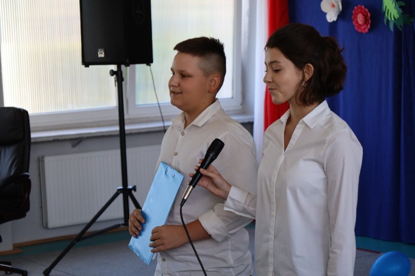 Rozpoczęcie roku szkolnego 2022/2023 w PSP 3 w Radomsku. ZDJĘCIA