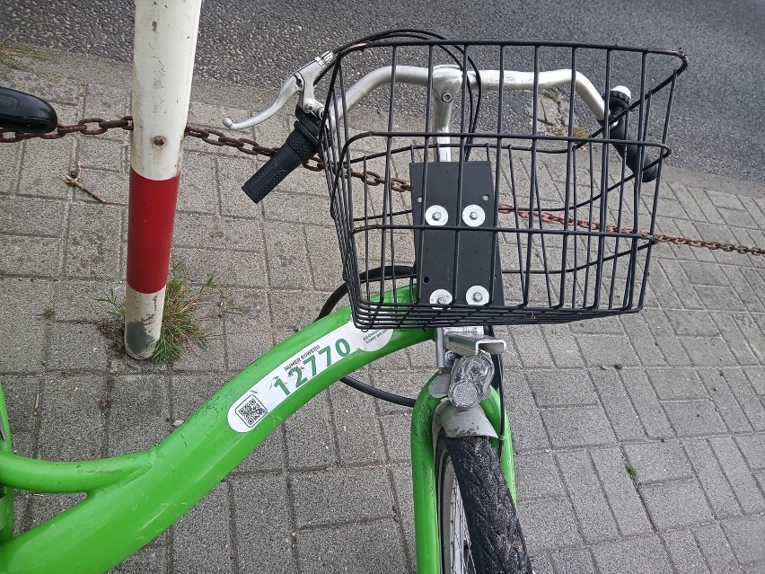 Zdjęcia zdewastowanych rowerów miejskich w Zielonej Górze...