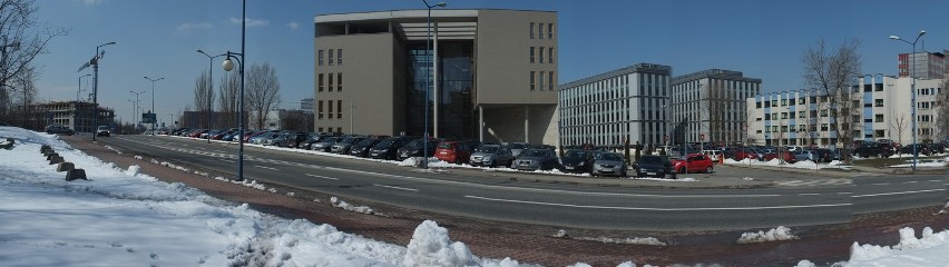 Sąd okręgowy, centrum Biurowe Francuska