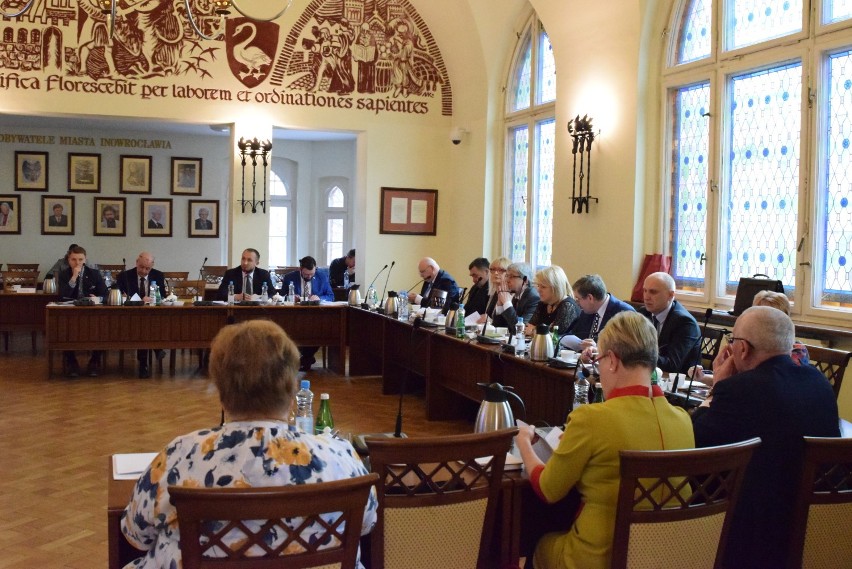 Echa marcowej sesji Rady Miejskiej w Inowrocławiu 