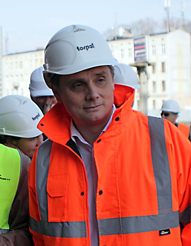 Marcinem Zarębą, dyrektorem kontraktu budowy dworca Łódź Fabryczna, reprezentujący konsorcjum Torpol-Astaldi-PBDiM-Intercor
