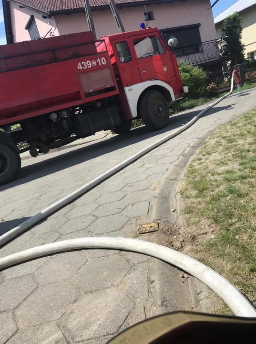 GÓRA. Uszkodzony gazociąg w Wąsoszu. Strażacy ewakuowali 40 osób [ZDJĘCIA]