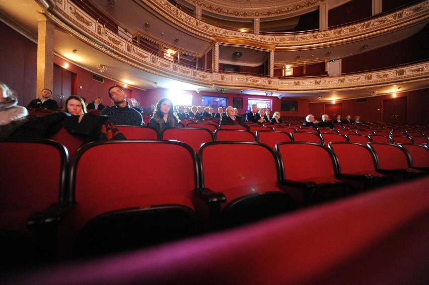 Poznański Teatr Wielki po remoncie odzyskał blask