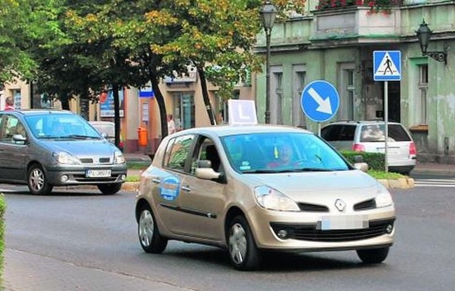 Po ulicach Leszna każdego dnia jeździ ponad 300