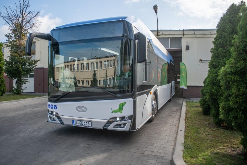 Poznań może zakupić 25 autobusów wodorowych Solarisa -...