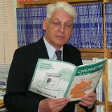 Stanisław Penczek - profesor zauroczony wielkimi cząsteczkami