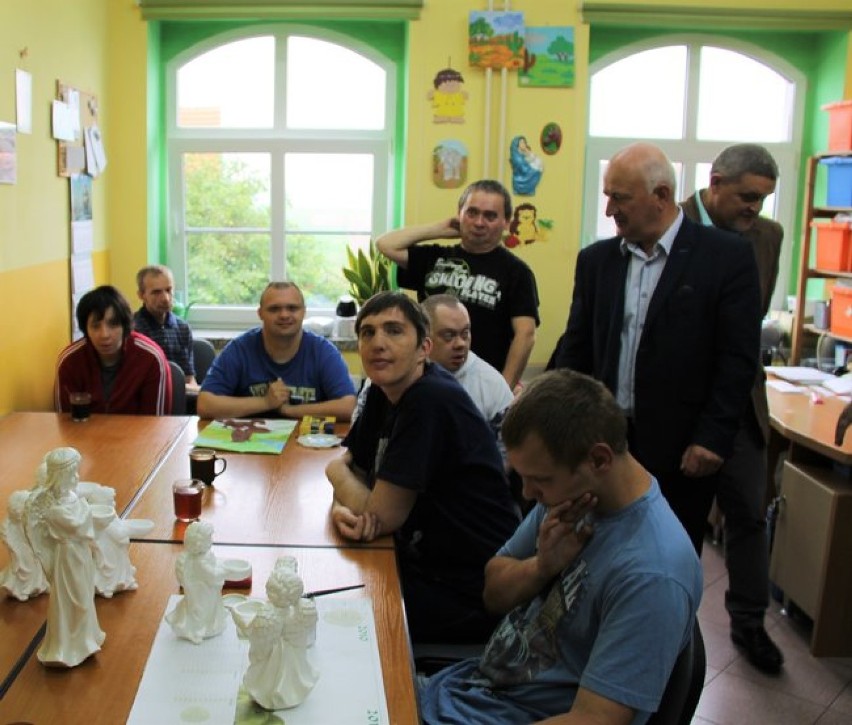 Odwiedziny podopiecznych Powiatowego Ośrodka Wsparcia w Noskowie [ZDJĘCIA] 