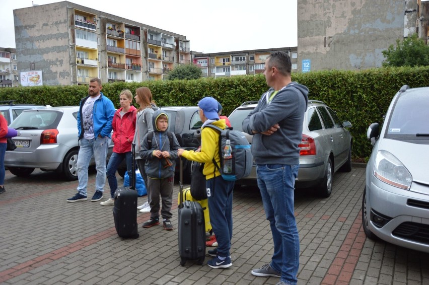 Mamy wakacje! 212 dzieci i 20 opiekunów wyjechało do Gowidlina z Kartuskim Centrum Caritas ZDJĘCIA