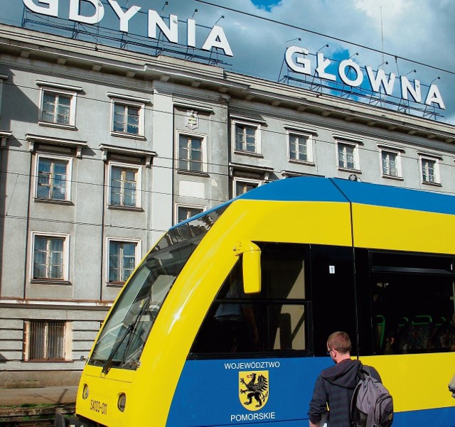 20 czerwca br. Pierwszy happening promujący PKM - do Gdyni przyjechał, symbolicznie, pierwszy pociąg PKM