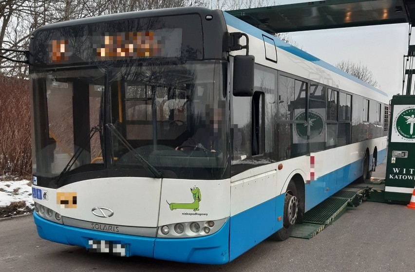Kontrole autobusów miejskich w aglomeracji śląskiej....