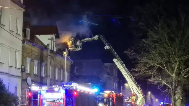 Ogień pojawił się w budynku mieszkalnym przy ulicy Bema w Żaganiu.