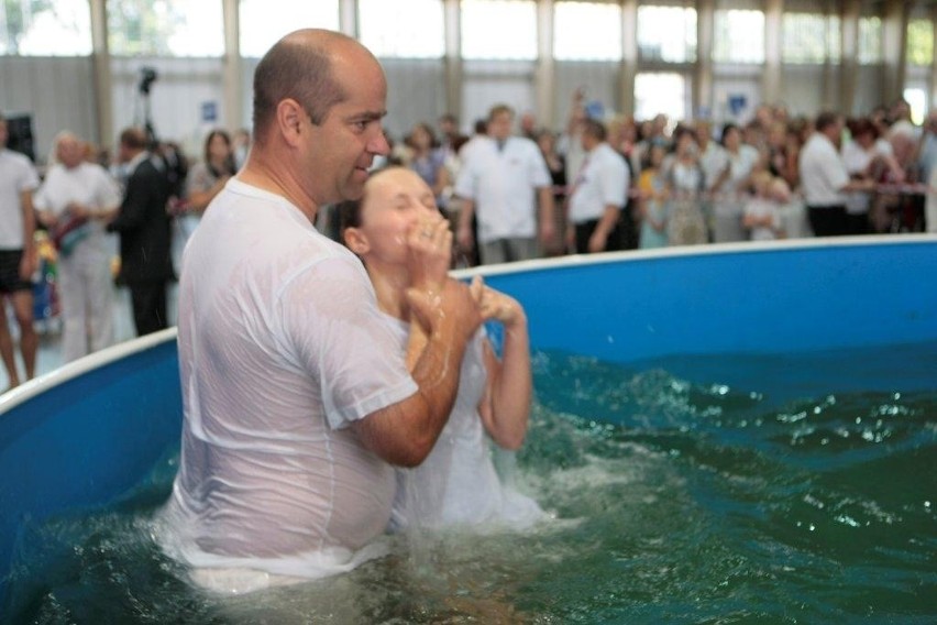 W Poznaniu odbył się chrzest Świadków Jehowy