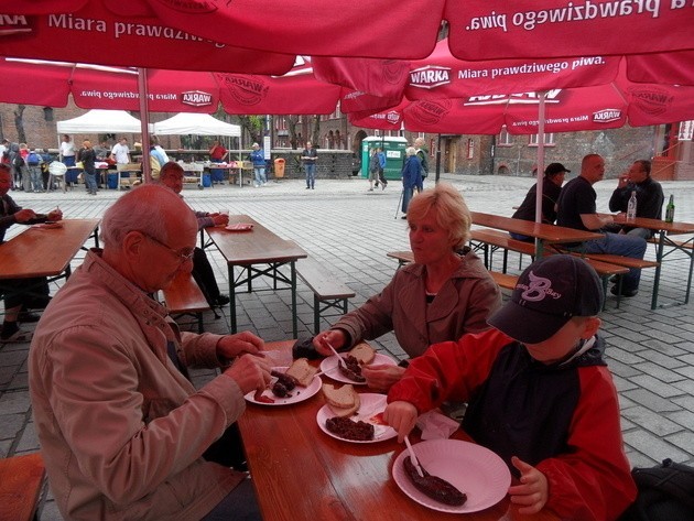 Krupnioki to najpopularniejsza potrawa w czasie imprez...