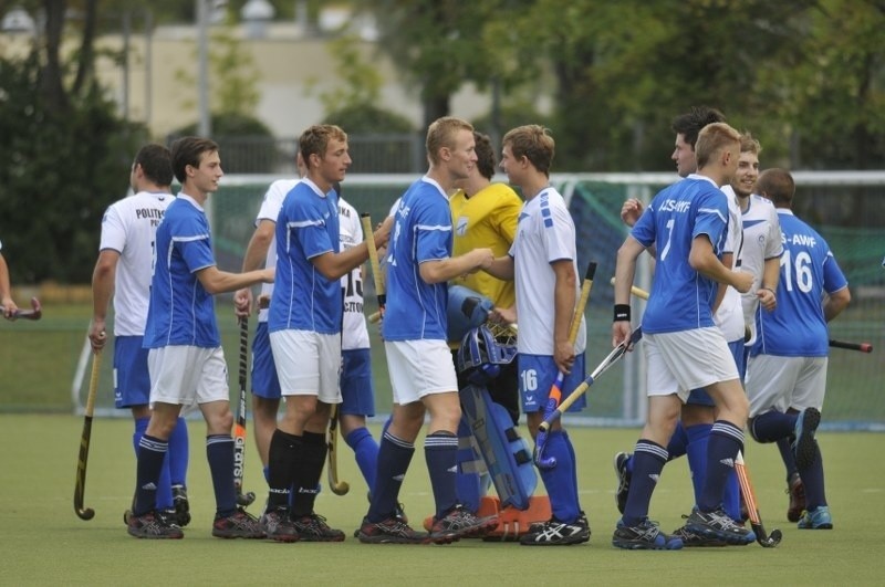 Hokej na trawie: Akademickie derby dla Politechniki Poznań [ZDJĘCIA]