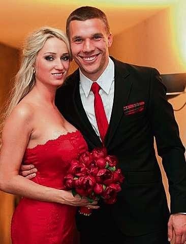 Latem 2011 roku Lukas Podolski poślubił Polkę Monikę Pachucką