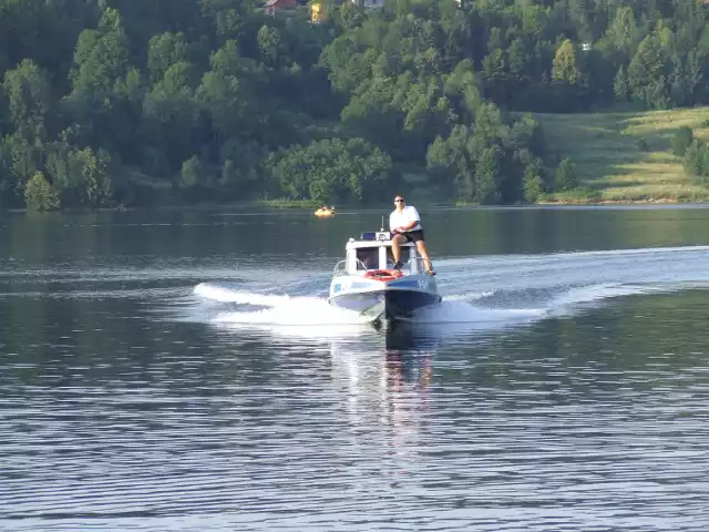 Policja wodna na Jeziorze Czorsztyńskim