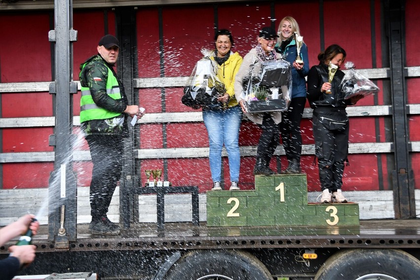 W Liniewie odbyła się II edycja GRAND PRIX - Wrak Race Liniewo o puchar Wójta Gminy Liniewo Mirosława Warczaka ZDJĘCIA