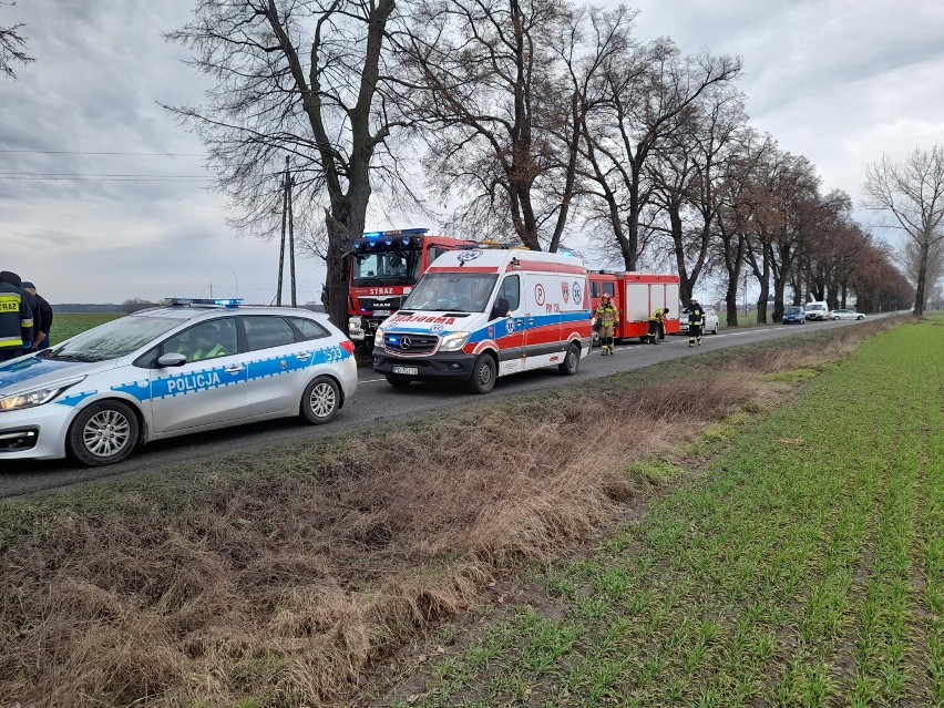 Niedzielne wypadki osobówek w gminie Czempiń i w Śmiglu