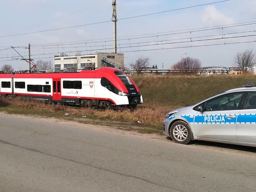 Mogło dojść do potrącenia osoby przez pociąg. Pociąg do Poznania wstrzymany 