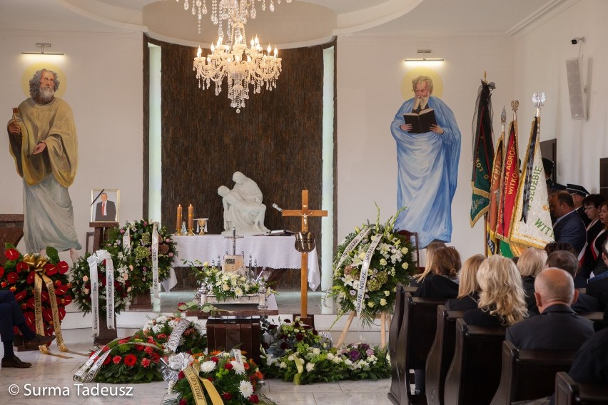 Ostatnie pożegnanie Mariana Ilnickiego, założyciela i wieloletniego prezesa Spółdzielczej Agrofirmy Witkowo. Żył 90 lat. ZDJĘCIA