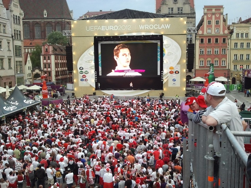 Wrocław: Mecz Polska-Rosja w strefie kibica Euro 2012 (ZDJĘCIA)