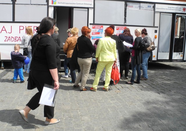 W Stargardzie mammobus stał dwa dni. Frekwencja była zadowalająca. Przyszło 110 pań.