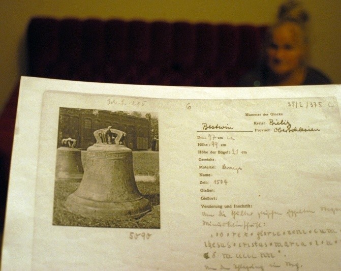 Dokumenty na temat bestwińskiego dzwonu znalazły się w...