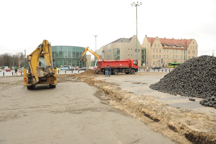 Poznań: Remont na placu Mickiewicza