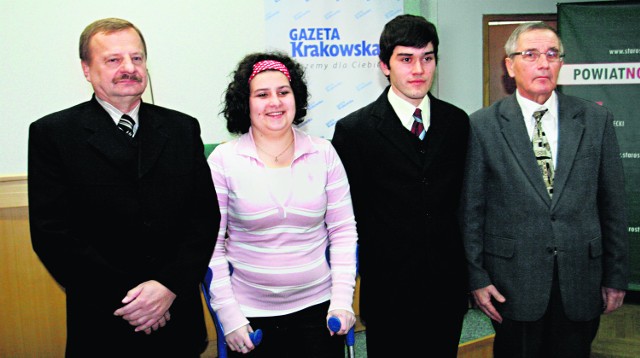 Od lewej - Zygmunt Wójsik, Arleta Krok, Mateusz Król i Adam Mazur podczas finału plebiscytu Społecznik/Wolontariusz