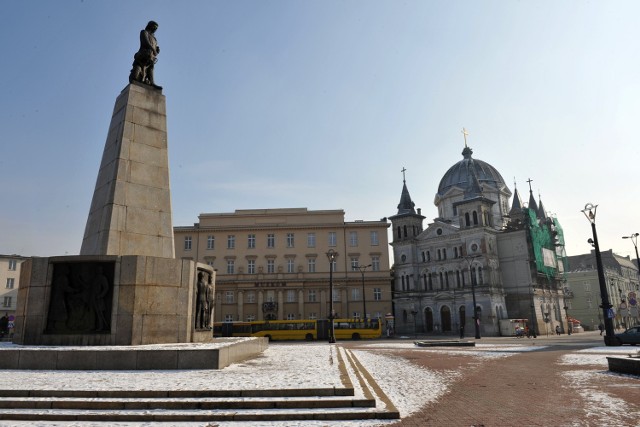 Pomnik Tadeusza Kościuszki na placu Wolności ma być przesunięty na północ