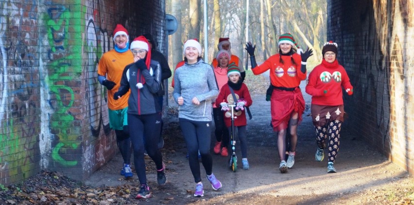 Mikołajkowy parkrun Bydgoszcz nad Kanałem Bydgoskim [zdjęcia, wideo, wyniki]