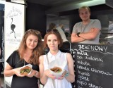 Na Rynku w Oświęcimiu trwa Festiwal Food Trucków i Piw Rzemieślniczych