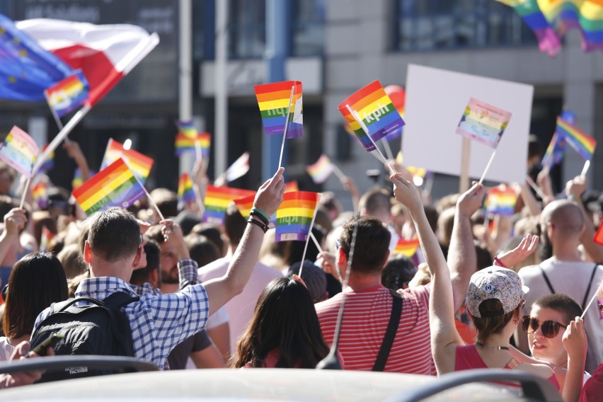 Parada Równości 2018. Znamy datę przemarszu, który ma przywrócić tęczę Warszawie!