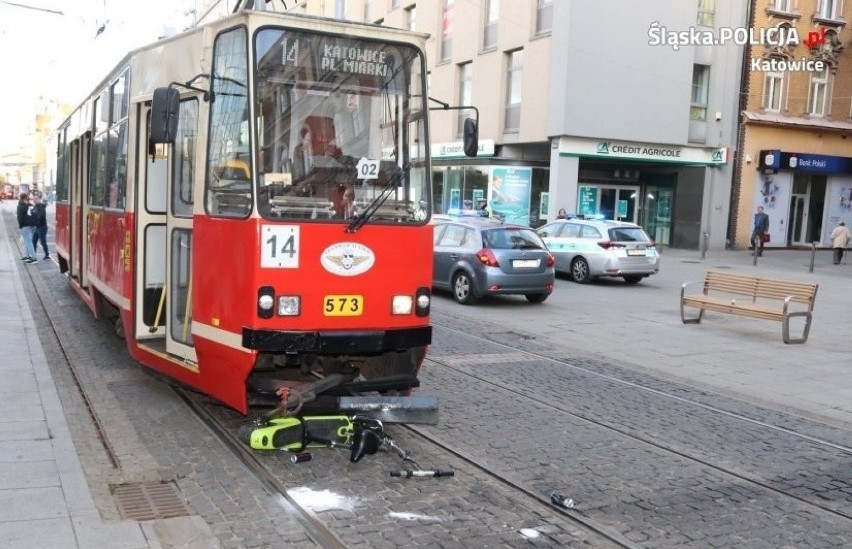 77 -letni mężczyzna na hulajnodze elektrycznej zderzył się z...