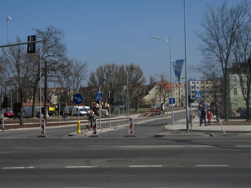 Piła: drogowcy kończą budowę ulicy Piłsudskiego
