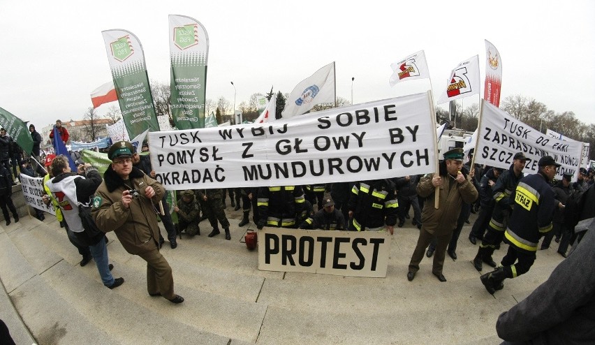 Wrocław: Służby mundurowe protestowały (FILM I ZDJĘCIA)