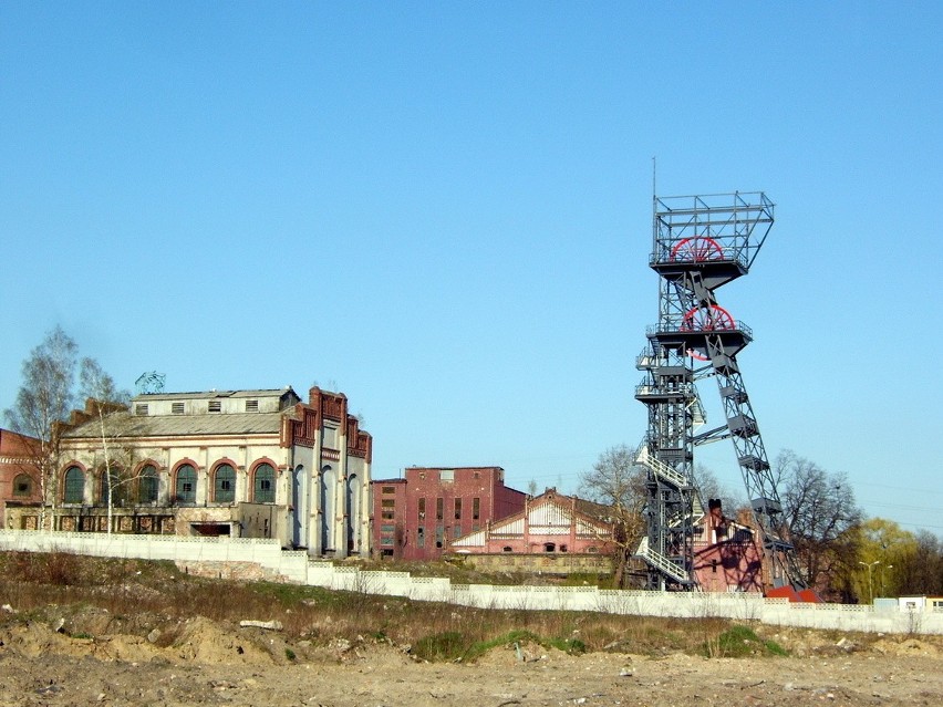 KATOWICE:

Szyb "Warszawa" dawnej kopalni Katowice