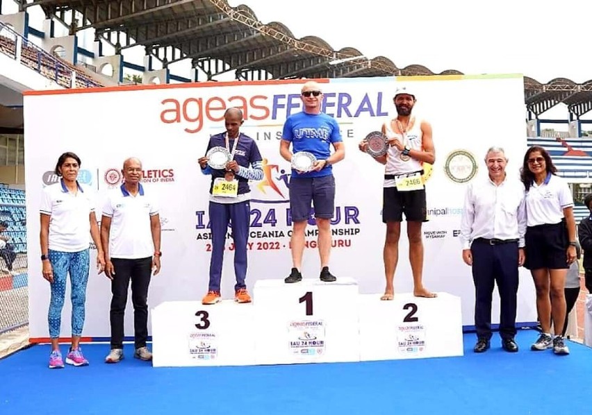 Tomasz Pawłowski wygrał 24-godzinny bieg w Bengaluru