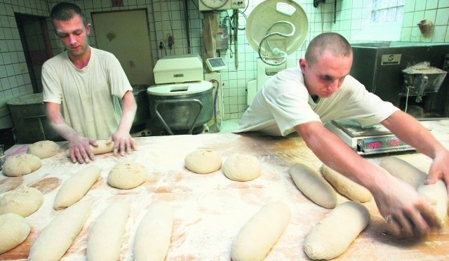 W piekarni Stanisława Kibały bochenek chleba podrożeje o 20 groszy. Winna jest temu przede wszystkim coraz wyższa cena mąki