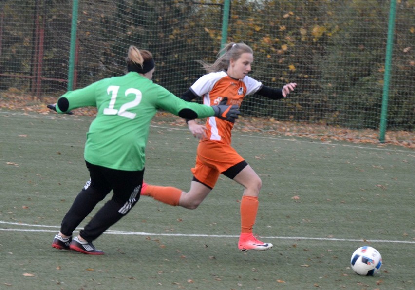 III liga kobiet. Jastrząb Malbork - Chojniczanka Chojnice [ZDJĘCIA]. Zacięty mecz, trzy gole, dwie kontuzje