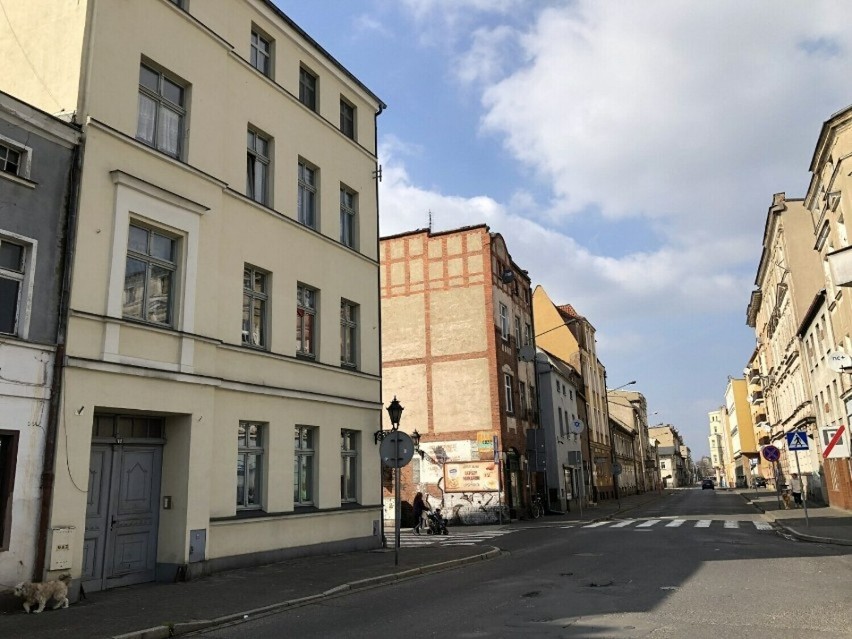 Po co samorząd Leszna sprzedaje mieszkania komunalne?