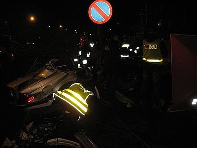 Śmiertelny wypadek na Piłsudskiego w Sosnowcu. Nie żyje kierowca bmw