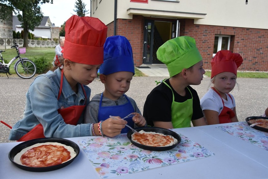  Festiwal Pizzy w Chociemyśli w gminie Kotla. Dzieci samodzielnie je przyrządzały 